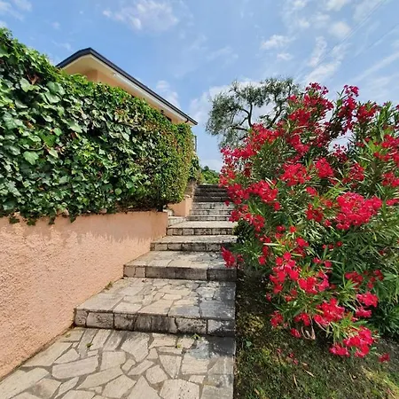 Nido Dell'arte - Regarda Travel