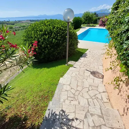 Apartment Nido Dell'arte - Regarda Travel *